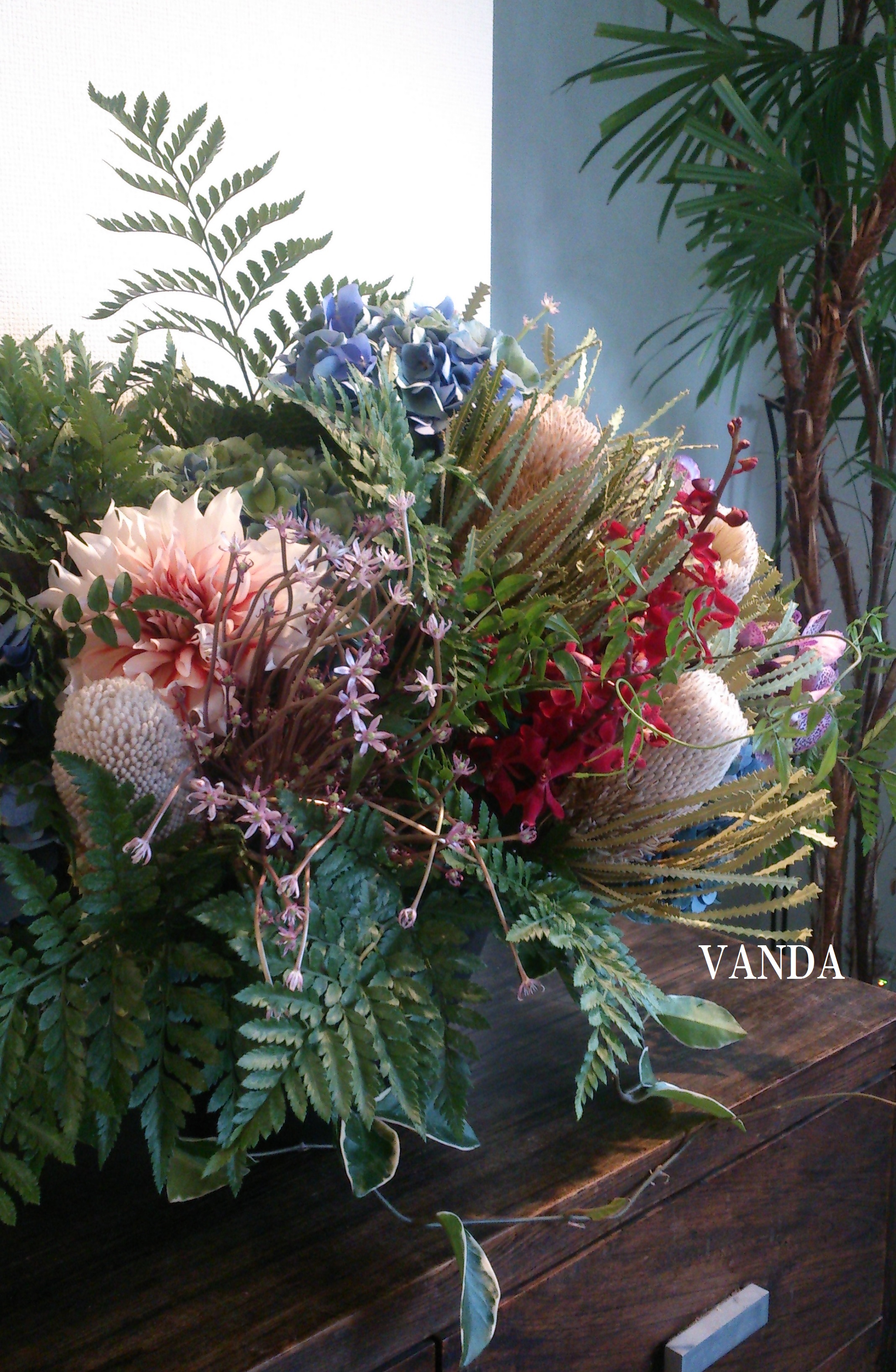 ワイルドフラワーで祝アレンジメント花 Flower Vandaの花ブログ